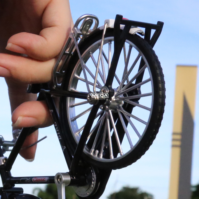 Kids Toys Under $10 - 1:10スケール ダイキャスト合金製 ミニマウンテンバイク 自転車モデル クラシック自転車 デスクトップ装飾