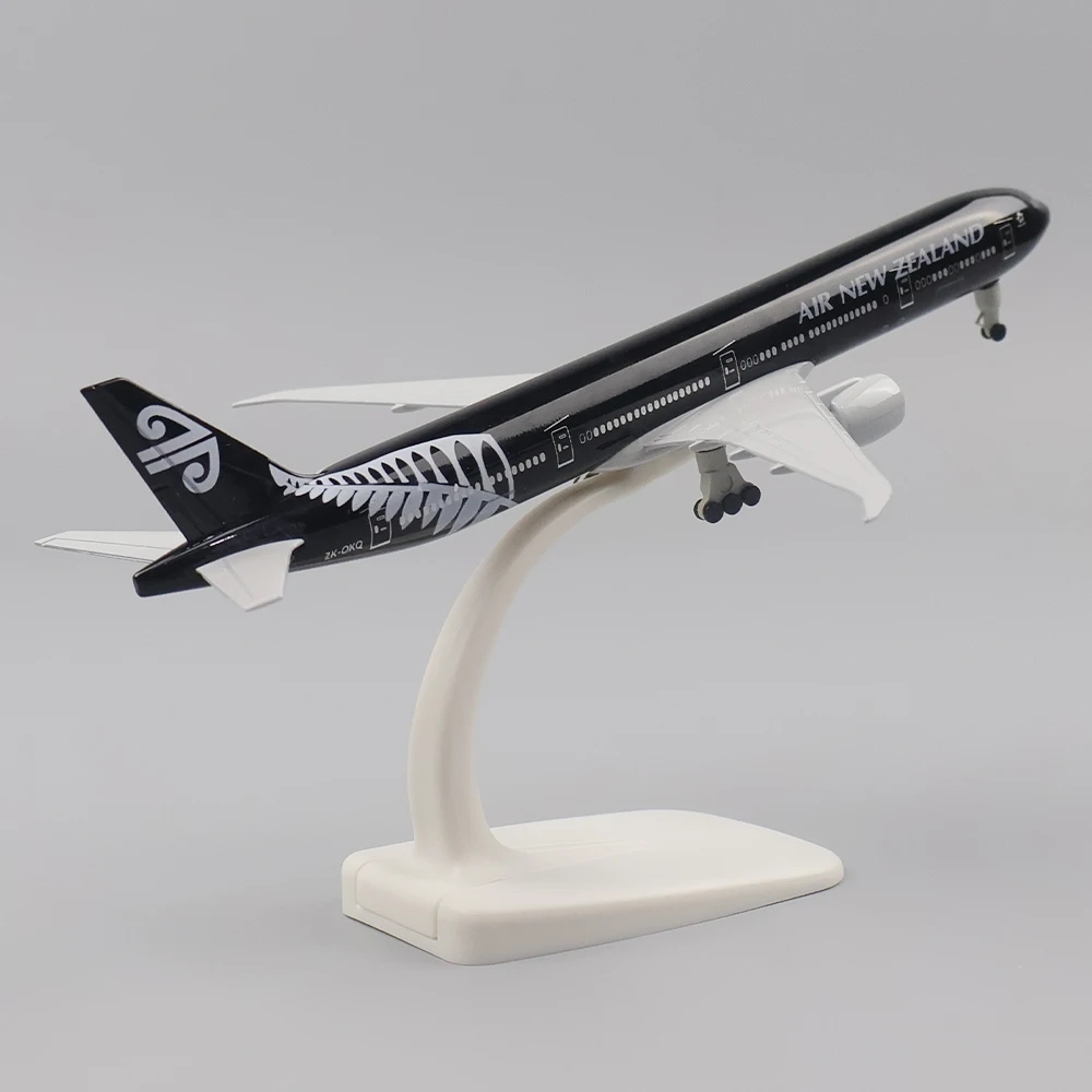 Kids Toys Latest - 20 センチメートル飛行機モデルニュージーランドボーイング 777 金属金属スケール航空機着陸装置レプリカ航空によって収集されたギフト